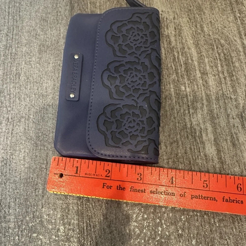 Vera Bradley Laser- Cut Snap & Zip Case Wallet in Navy Katalina Lace